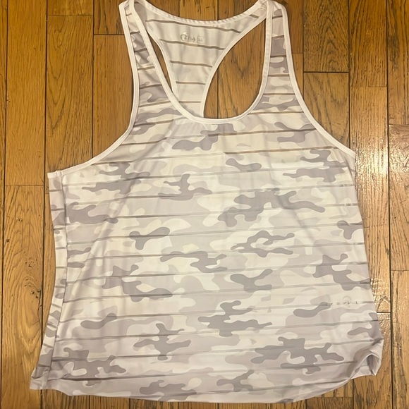 🌙 Zyia Active White Camo Havana Tank Size XXL - Picture 1 of 3